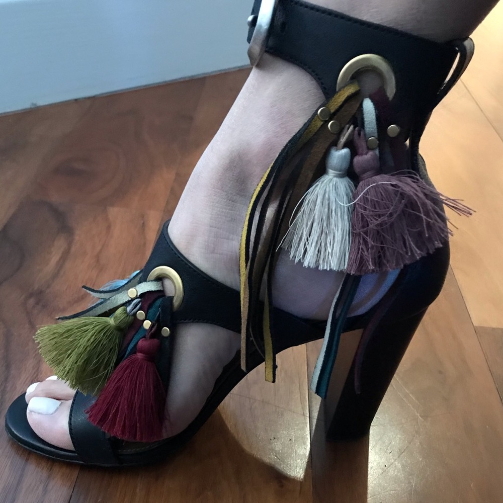 CHLOE Miki Tassel Sandals